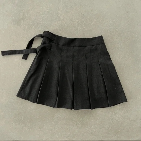 STORETS PLEATED SKIRT - Picture 6 of 9